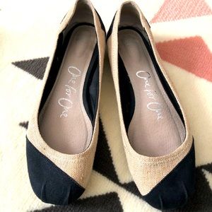 TOMS Flats
